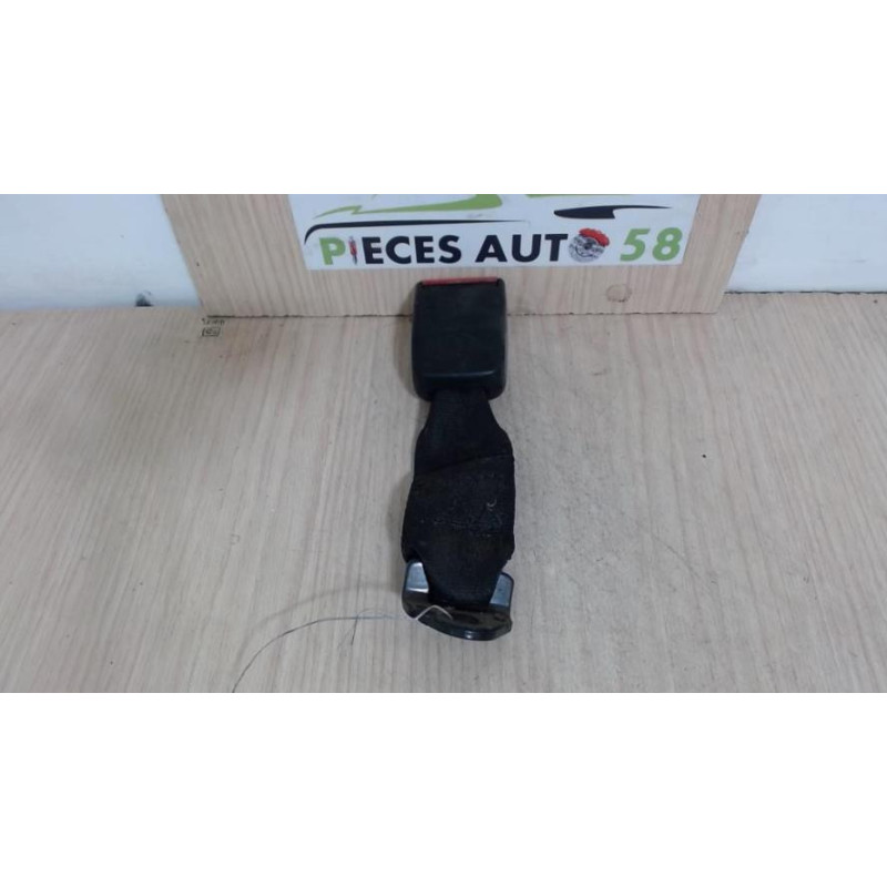 Attache ceinture arriere droit RENAULT  d’occasion