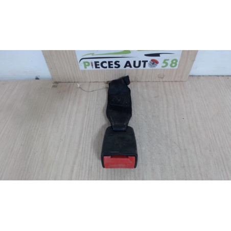 Attache ceinture arriere droit RENAULT  d’occasion