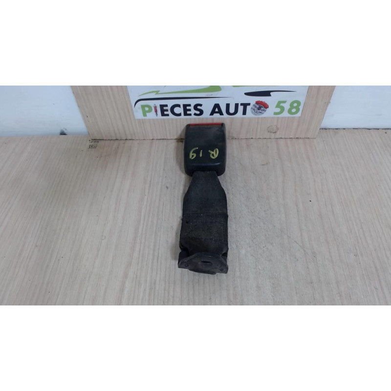 Attache ceinture arriere droit RENAULT  d’occasion