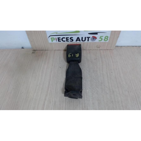 Attache ceinture arriere droit RENAULT  d’occasion