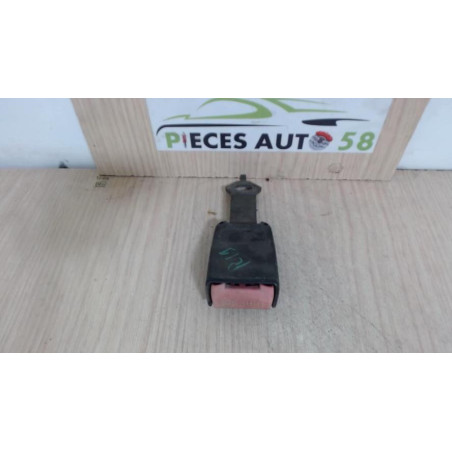 Attache ceinture avant gauche RENAULT  d’occasion