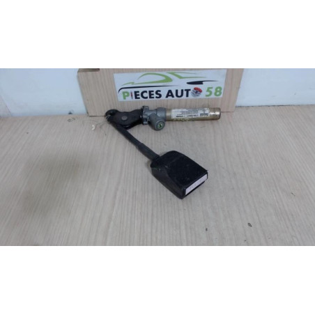 Pretensionneur de ceinture avant droit CITROEN 1.8 16S d’occasion
