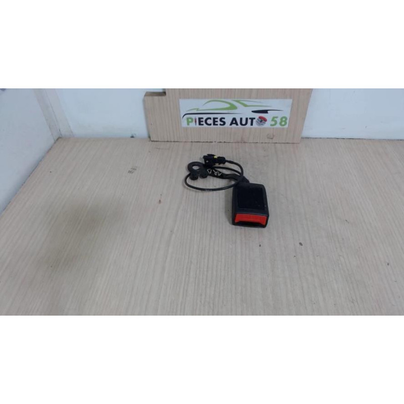Attache ceinture arriere droit CITROEN C4 PICASSO 1 d’occasion
