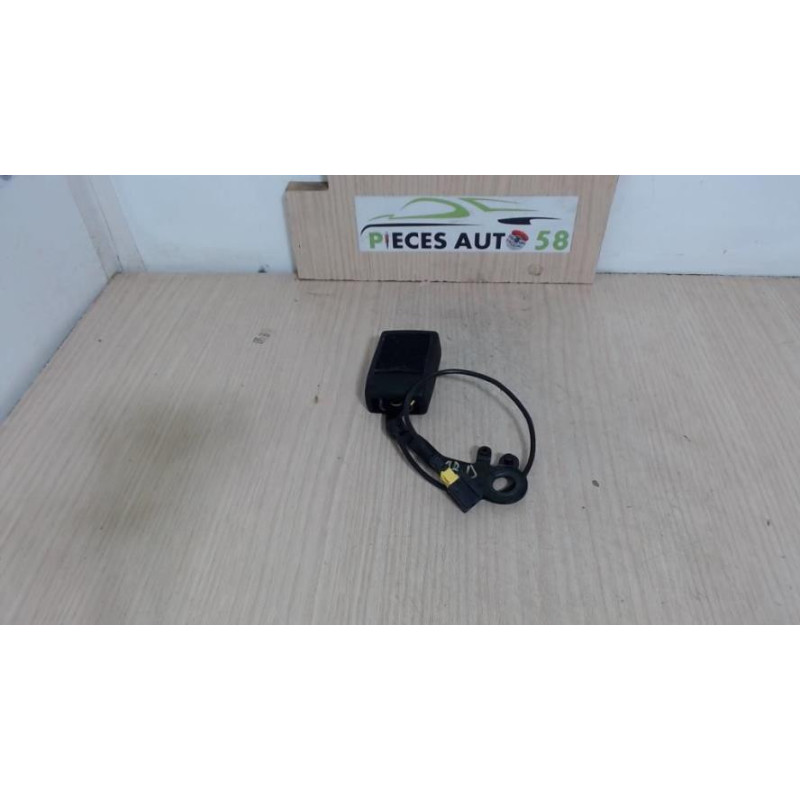 Attache ceinture arriere droit CITROEN C4 PICASSO 1 d’occasion