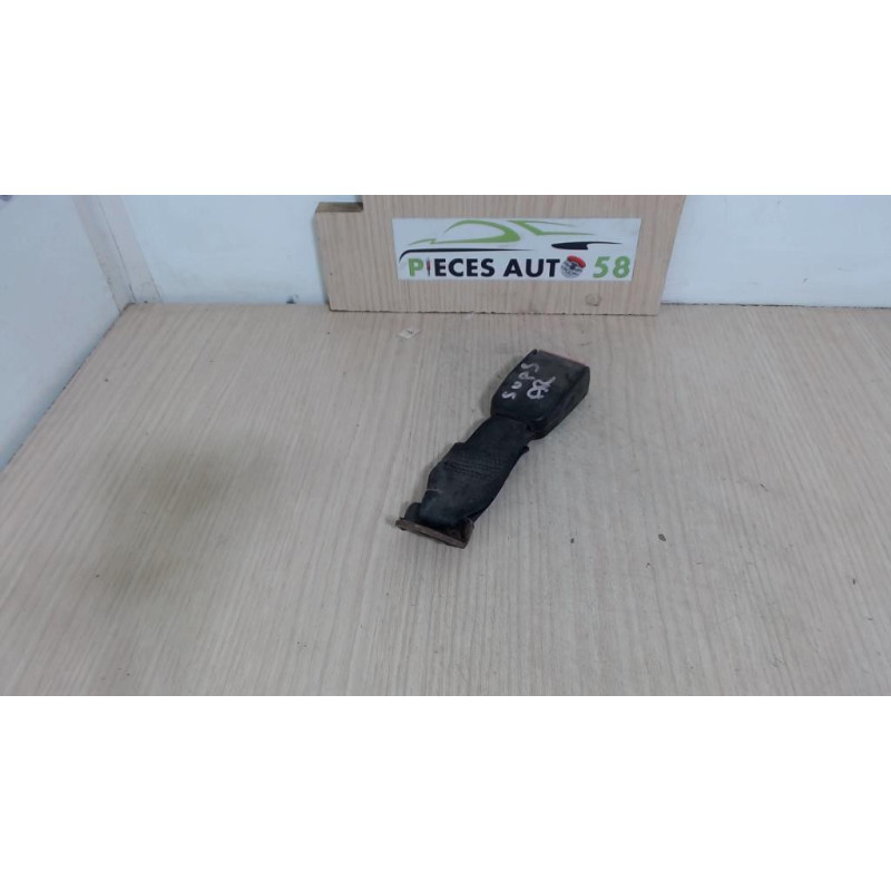 Attache ceinture arriere gauche RENAULT  d’occasion