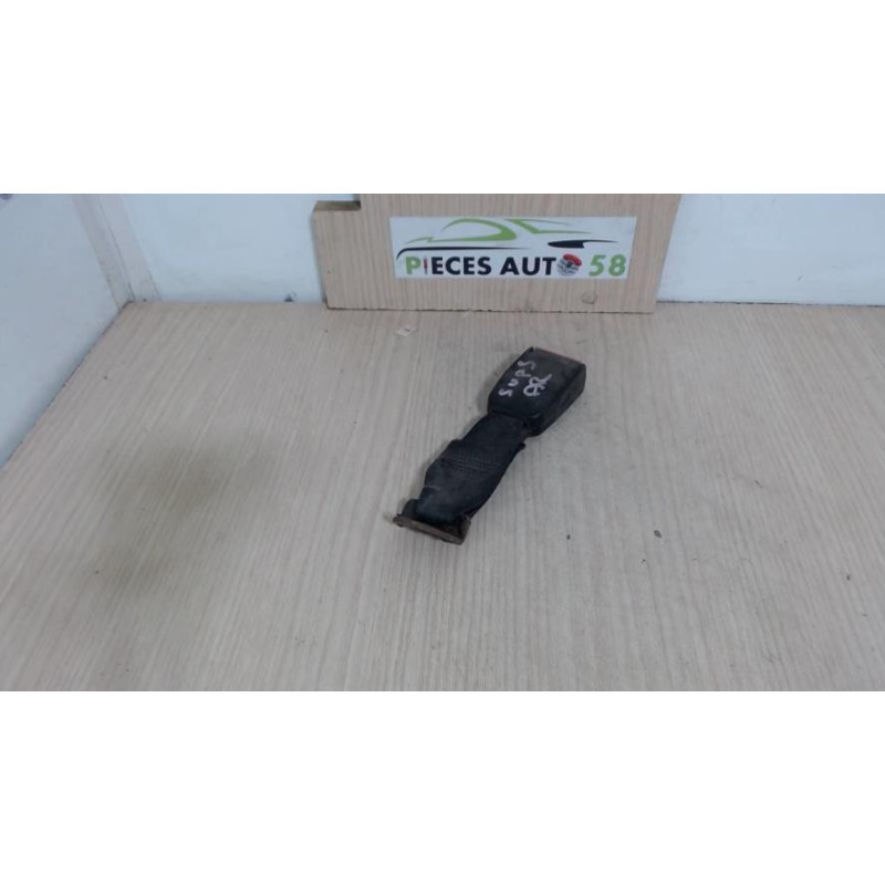 Attache ceinture arriere gauche RENAULT  d’occasion