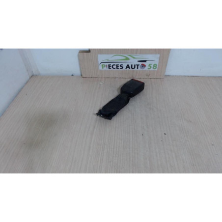 Attache ceinture arriere droit RENAULT  d’occasion