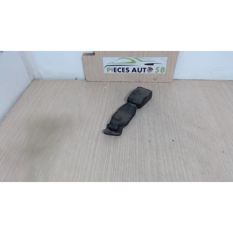 Attache ceinture arriere gauche RENAULT  d’occasion
