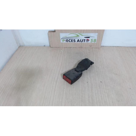 Attache ceinture arriere gauche RENAULT  d’occasion