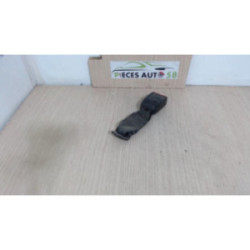 Attache ceinture arriere centrale RENAULT  d’occasion