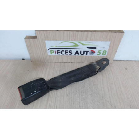 Attache ceinture arriere gauche PEUGEOT  d’occasion