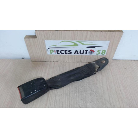Attache ceinture arriere gauche PEUGEOT  d’occasion