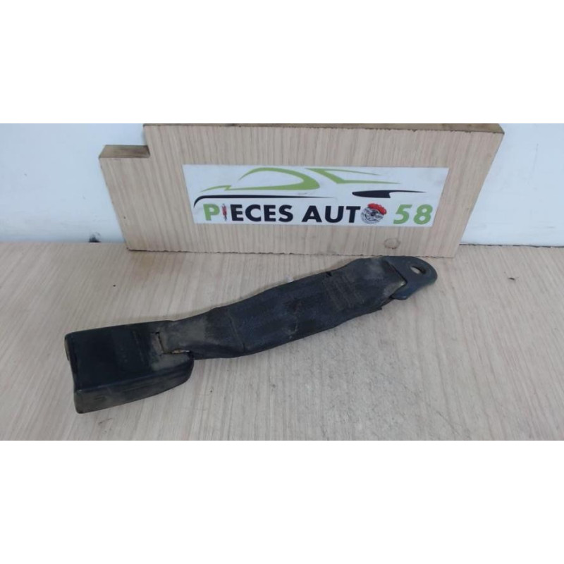 Attache ceinture arriere gauche PEUGEOT  d’occasion