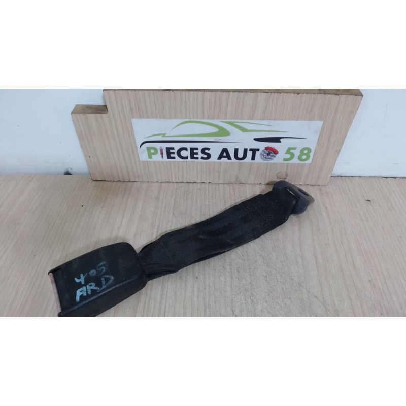 Attache ceinture arriere droit PEUGEOT  d’occasion