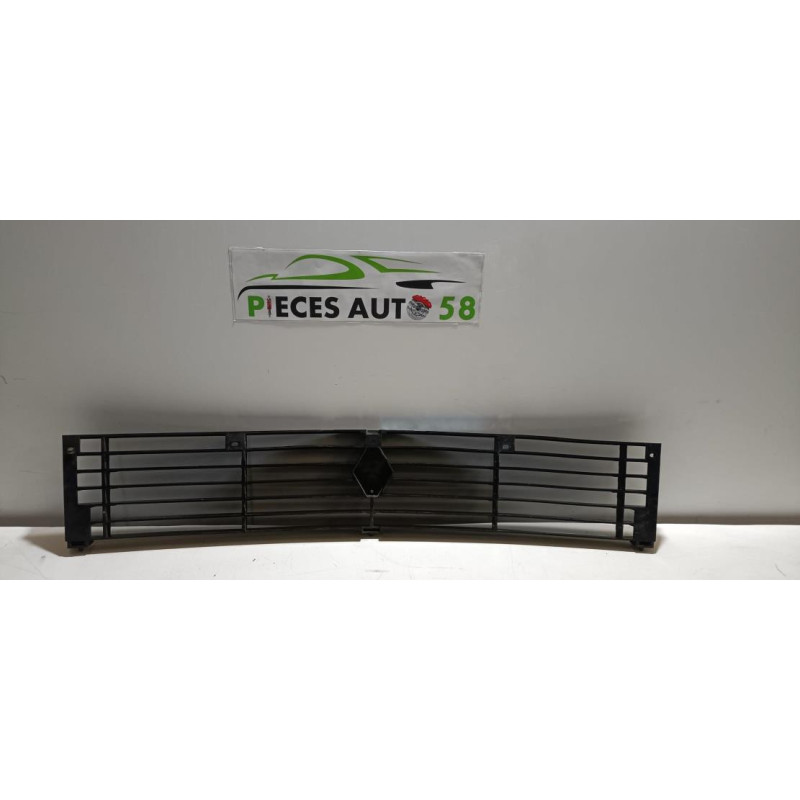 Calandre RENAULT TRAFIC 1 PHASE 1 d’occasion
