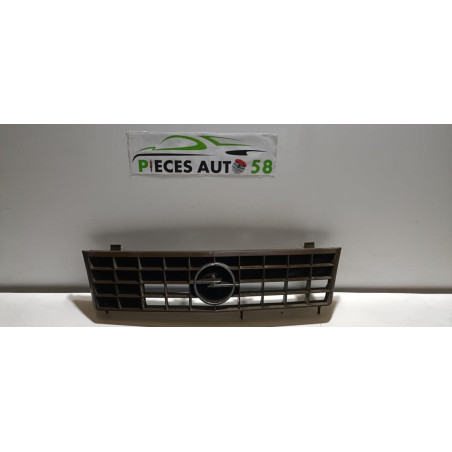 Calandre OPEL ASCONA C d’occasion