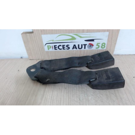 Attache ceinture arriere gauche PEUGEOT  d’occasion