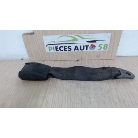 Attache ceinture arriere droit PEUGEOT  d’occasion