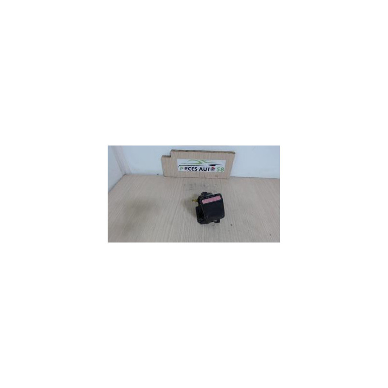 Attache ceinture arriere gauche PEUGEOT 307 PHASE 1 d’occasion