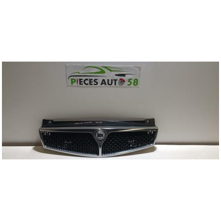 Calandre LANCIA DELTA 2 d’occasion