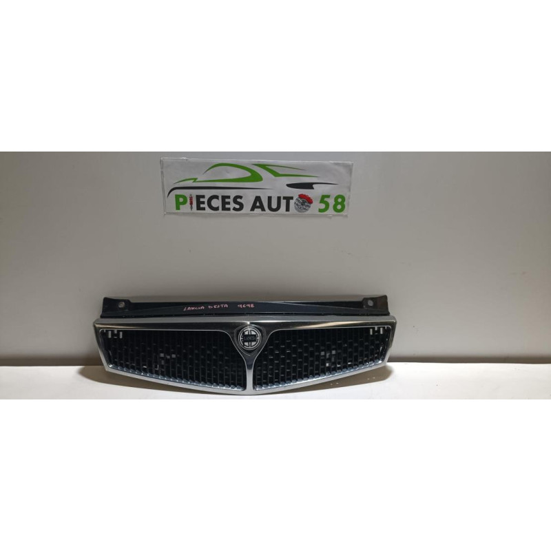 Calandre LANCIA DELTA 2 d’occasion
