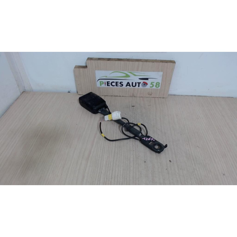 Attache ceinture avant droit PEUGEOT 308 1 PHASE 1 d’occasion
