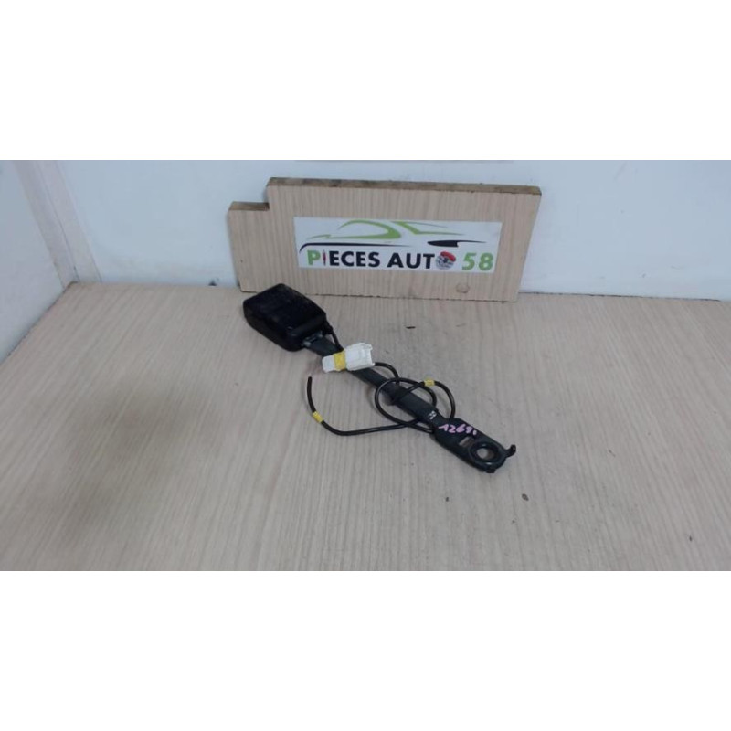 Attache ceinture avant droit PEUGEOT 308 1 PHASE 1 d’occasion