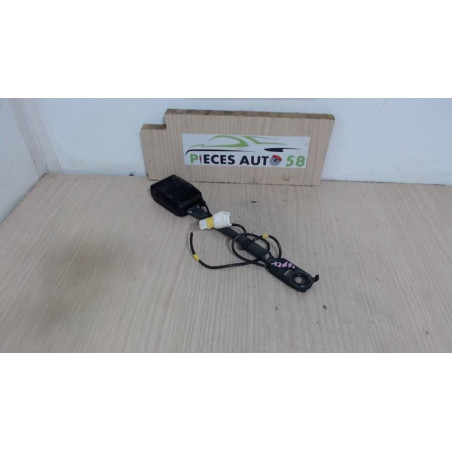 Attache ceinture avant droit PEUGEOT 308 1 PHASE 1 d’occasion