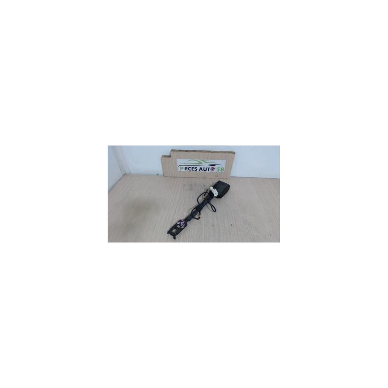 Attache ceinture avant gauche PEUGEOT 308 1 PHASE 1 d’occasion