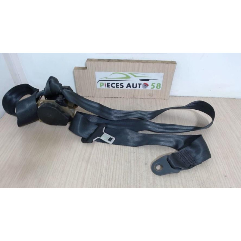 Ceinture arriere droit PEUGEOT 307 PHASE 1 d’occasion