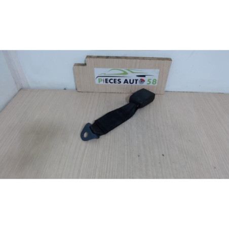 Attache ceinture arriere droit PEUGEOT  d’occasion