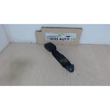 Attache ceinture arriere gauche PEUGEOT  d’occasion