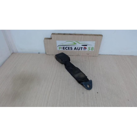 Attache ceinture arriere gauche PEUGEOT  d’occasion