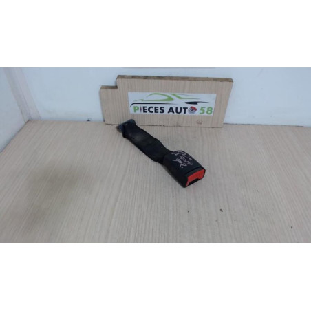Attache ceinture arriere gauche PEUGEOT 206 PHASE 1 d’occasion