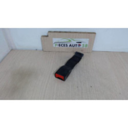 Attache ceinture arriere centrale PEUGEOT  d’occasion