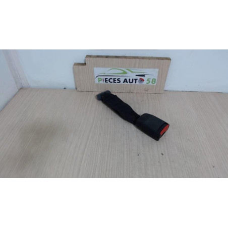 Attache ceinture arriere droit PEUGEOT  d’occasion