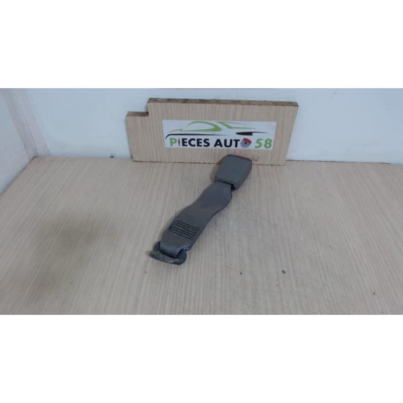 Attache ceinture arriere droit PEUGEOT  d’occasion
