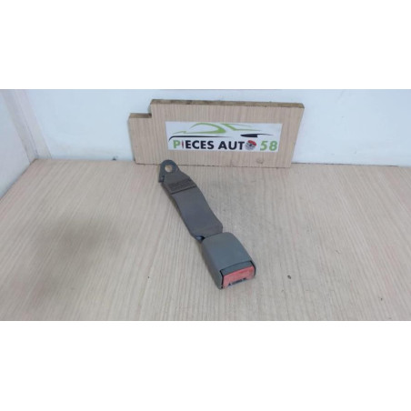 Attache ceinture arriere droit PEUGEOT  d’occasion