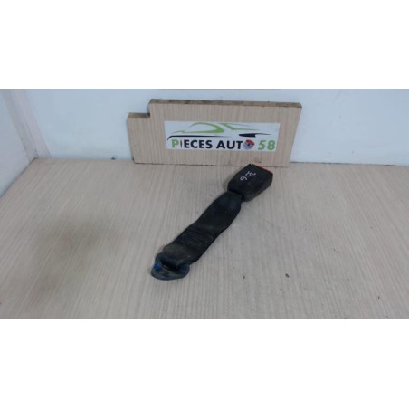 Attache ceinture arriere droit PEUGEOT  d’occasion