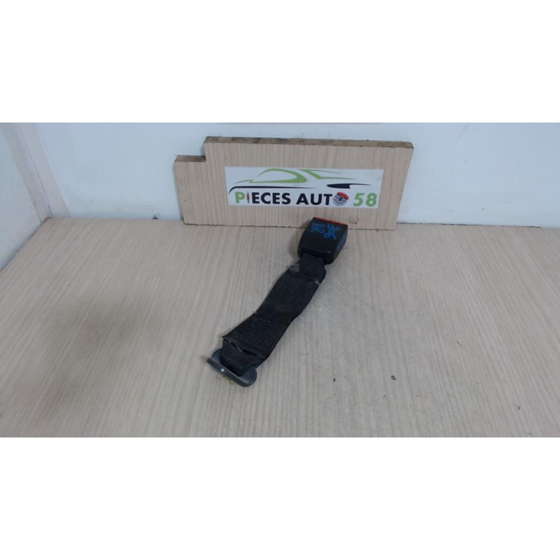 Attache ceinture arriere droit PEUGEOT 306 PHASE 1 d’occasion