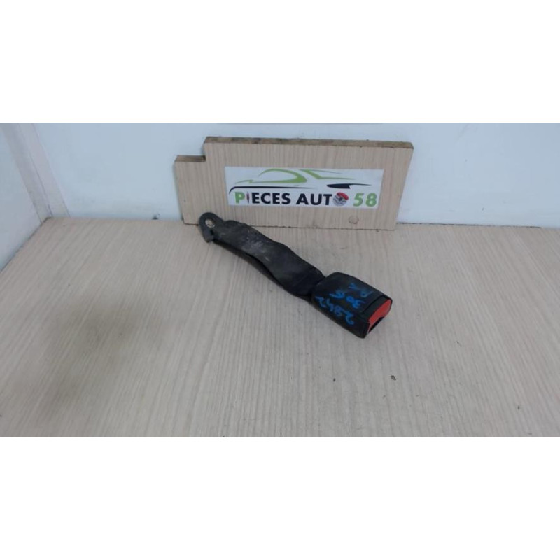 Attache ceinture arriere gauche PEUGEOT 306 PHASE 1 d’occasion