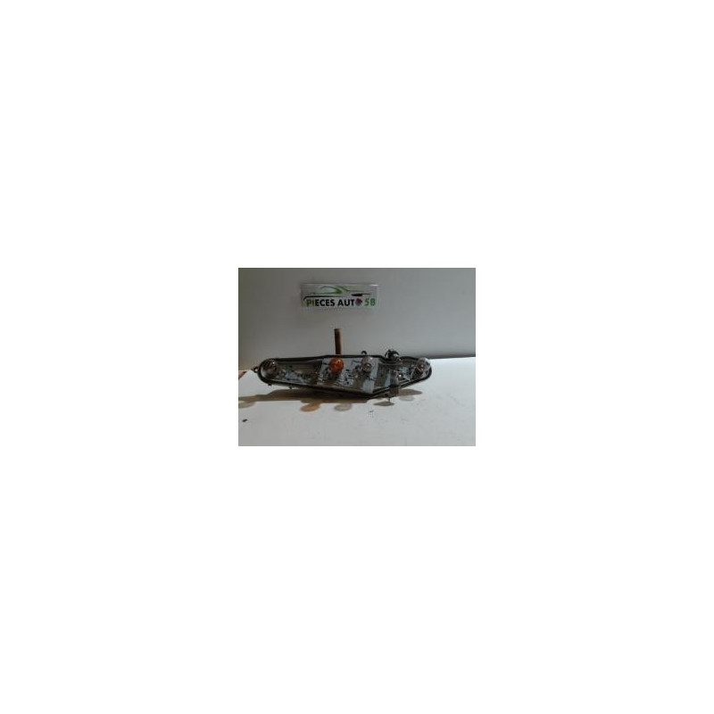Platine feu arriere droit SKODA ROOMSTER PHASE 1 d’occasion