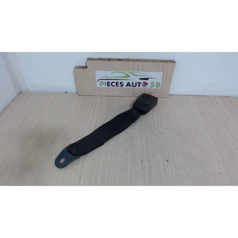 Attache ceinture arriere centrale CITROEN  d’occasion