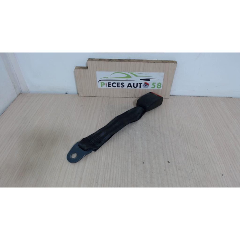 Attache ceinture arriere droit CITROEN  d’occasion