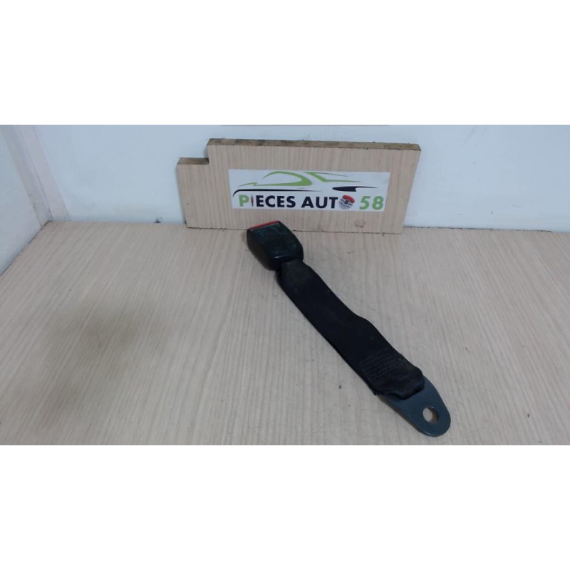 Attache ceinture arriere droit CITROEN  d’occasion