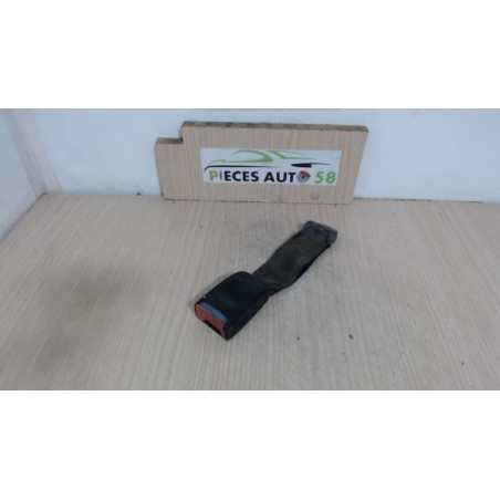 Attache ceinture arriere droit PEUGEOT  d’occasion