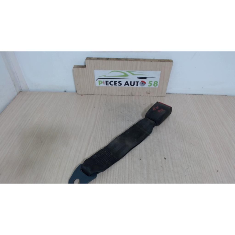 Attache ceinture arriere centrale CITROEN  d’occasion