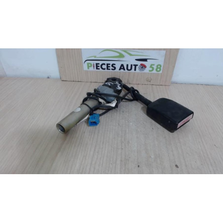 Pretensionneur de ceinture avant gauche RENAULT EXPRESS PHASE 2 d’occasion