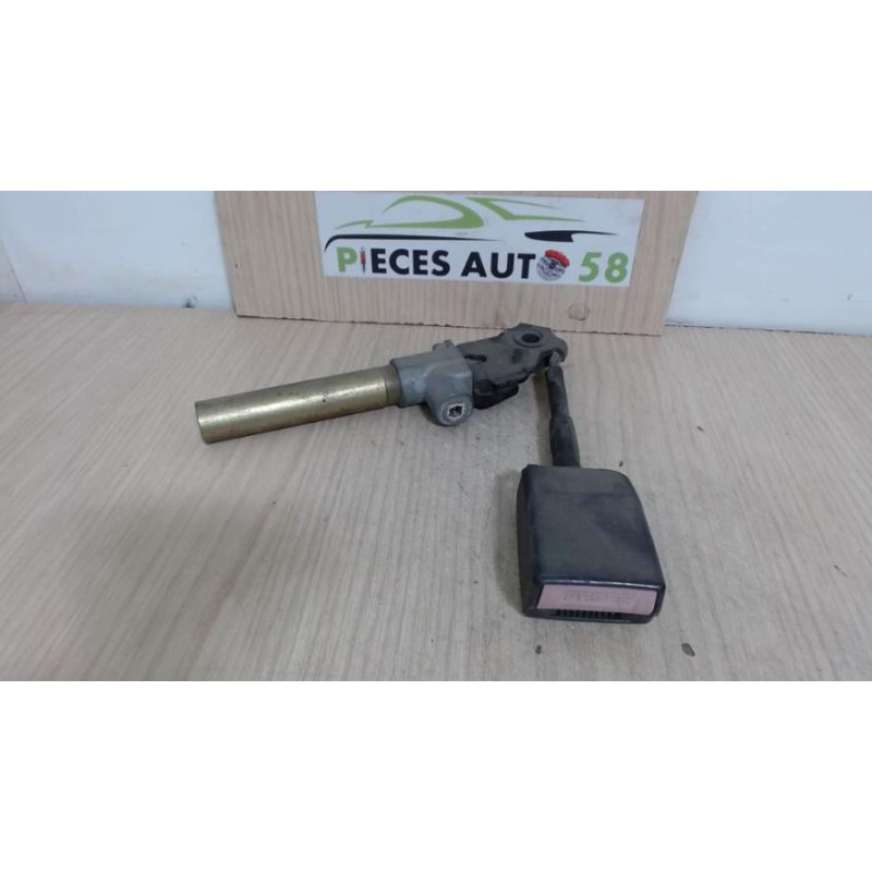 Pretensionneur de ceinture avant gauche RENAULT EXPRESS PHASE 2 d’occasion