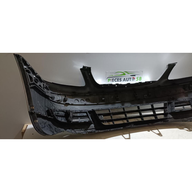 Pare choc avant VOLKSWAGEN TOURAN 1 PHASE 1 d’occasion